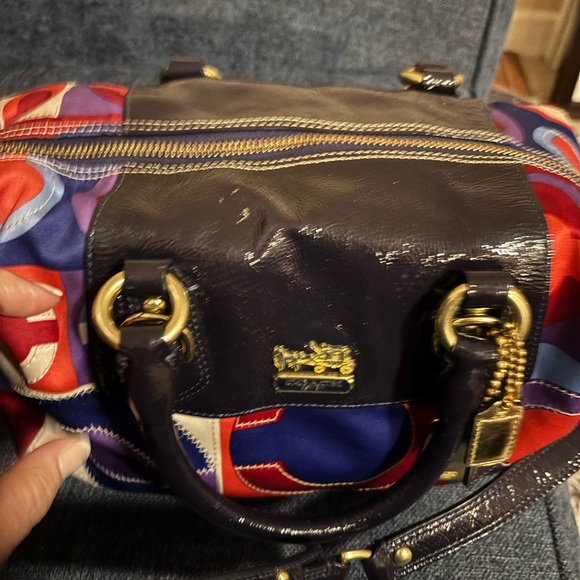 Coach Madison J0826-13232 Graphic Op Art Sabrina Resort Satchel in EUC - Picture 7 of 15